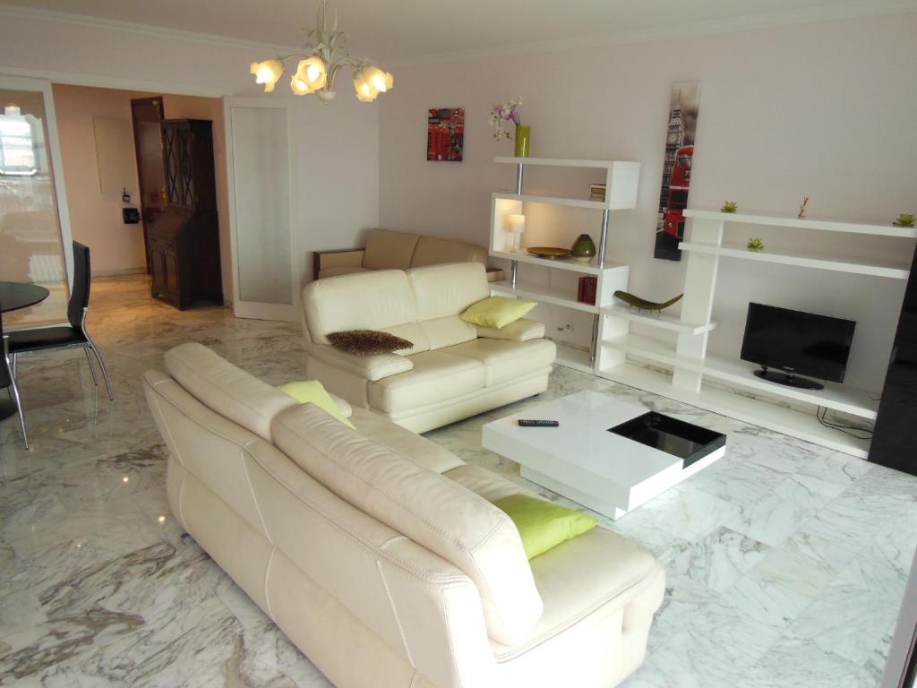 2, 3 And 4 Bedroom Sea View Forville Apartments 5 Mins From The Palais كان الغرفة الصورة